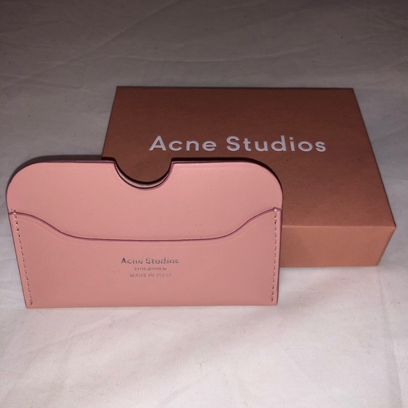 acne studios elmas